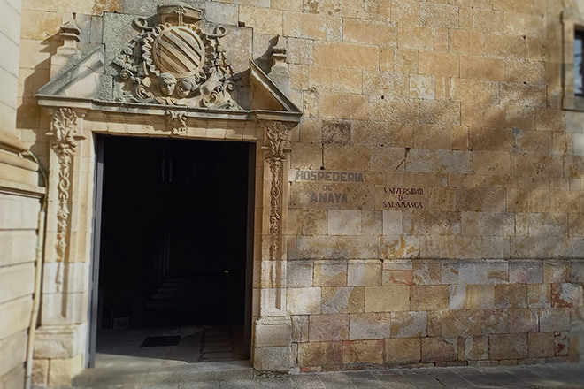 Contacta con nosotros